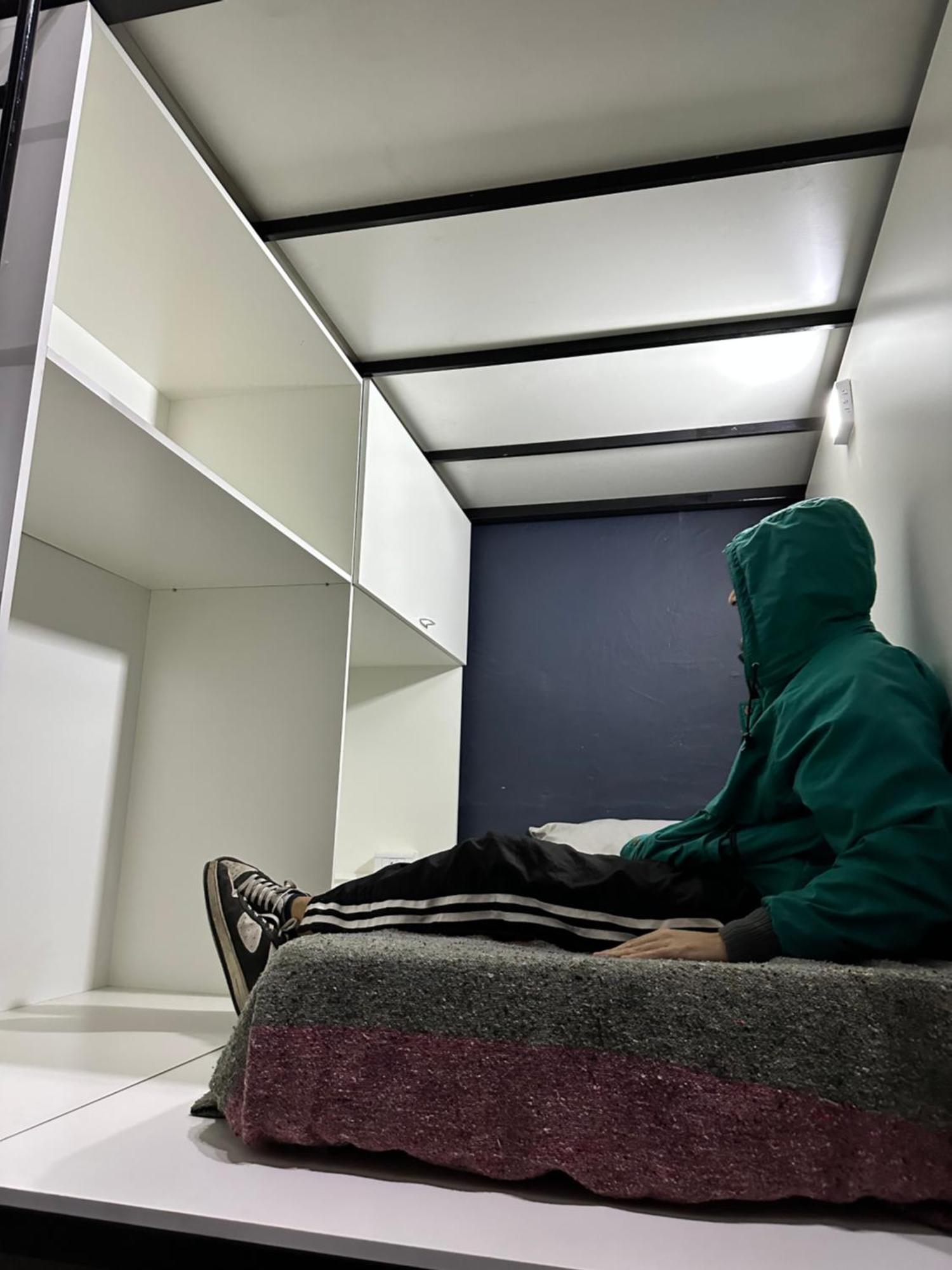 Single Bed in Mixed Dormitory Room